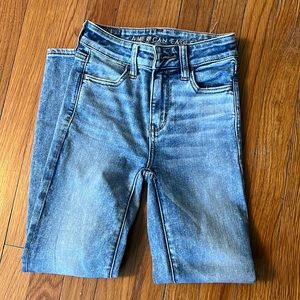 Faded AE Extra Sort High Rise Size 000 Jeans NWOT